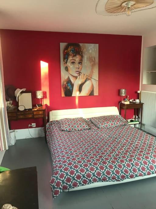Villa Les Terrasses Dans La Nature Avec Piscine A 2 Pas De Lyon, Metro A 15Mn A Pied Pour Lyon Centre En 10Mn Ou Bus A 300M Pour Lyon Centre ウラン エクステリア 写真