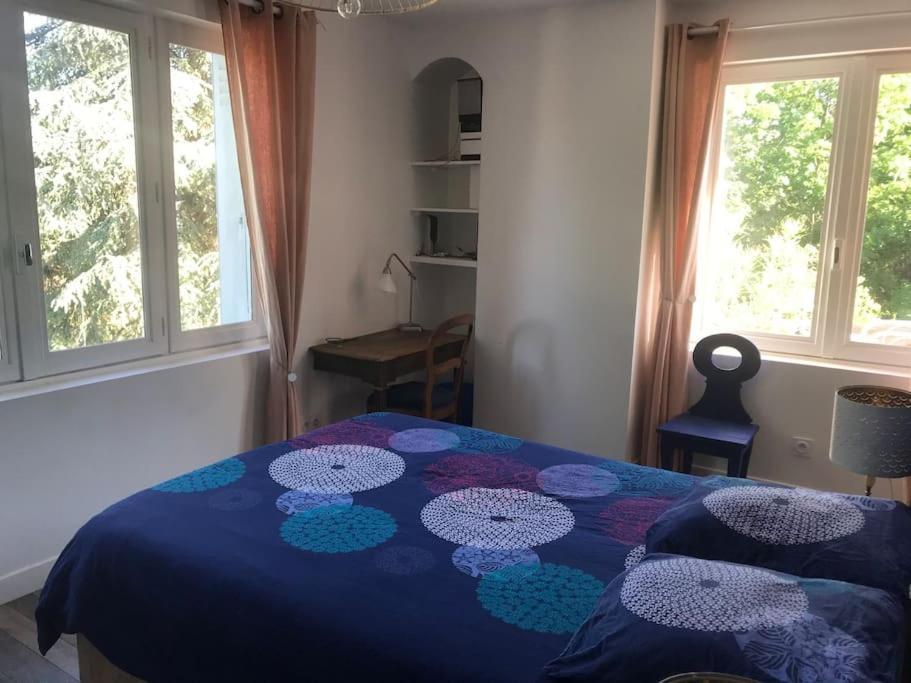 Villa Les Terrasses Dans La Nature Avec Piscine A 2 Pas De Lyon, Metro A 15Mn A Pied Pour Lyon Centre En 10Mn Ou Bus A 300M Pour Lyon Centre ウラン エクステリア 写真