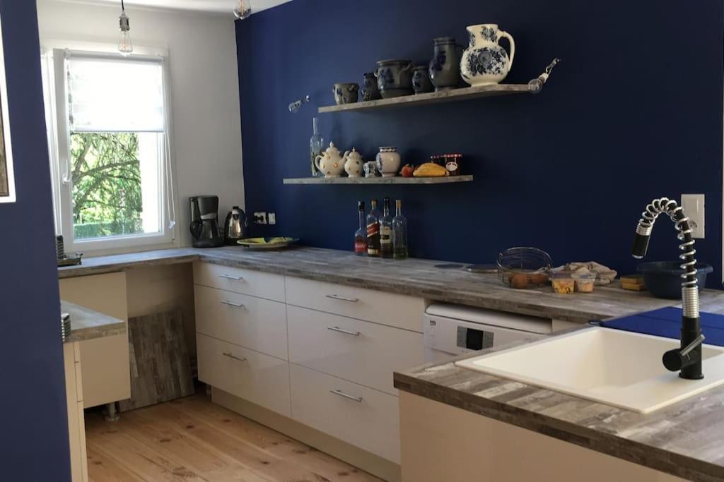 Villa Les Terrasses Dans La Nature Avec Piscine A 2 Pas De Lyon, Metro A 15Mn A Pied Pour Lyon Centre En 10Mn Ou Bus A 300M Pour Lyon Centre ウラン エクステリア 写真